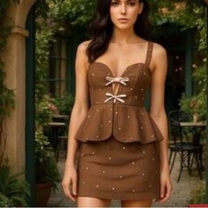 NWT Fanm Mon peplum helania Chocolate Dress with White floral Embroidery L